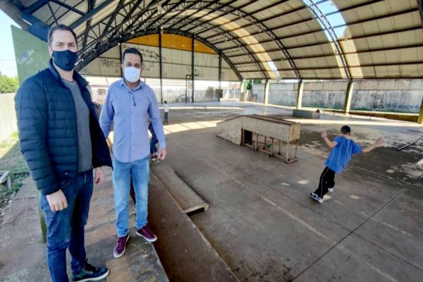 Olavo reivindica reforma de quadra e construção de pista de skate no Veneza