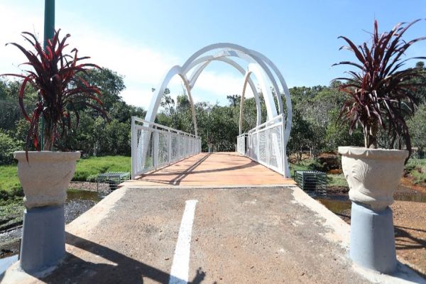 Lago Municipal está aberto aos cascavelenses já com nova ponte no cenário