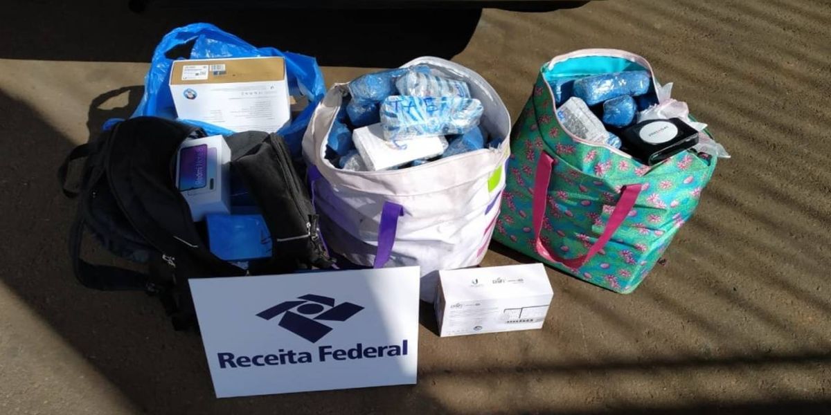 Receita Federal apreende celulares, receptores de satélite e roteadores, na BR-277 em Cascavel