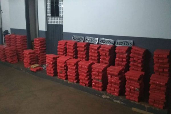 Denarc com apoio da PRF apreende mais de 600 kg de maconha em menos de 24 horas