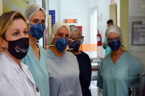 Profissionais do CHT são homenageadas no Dia Nacional da Saúde