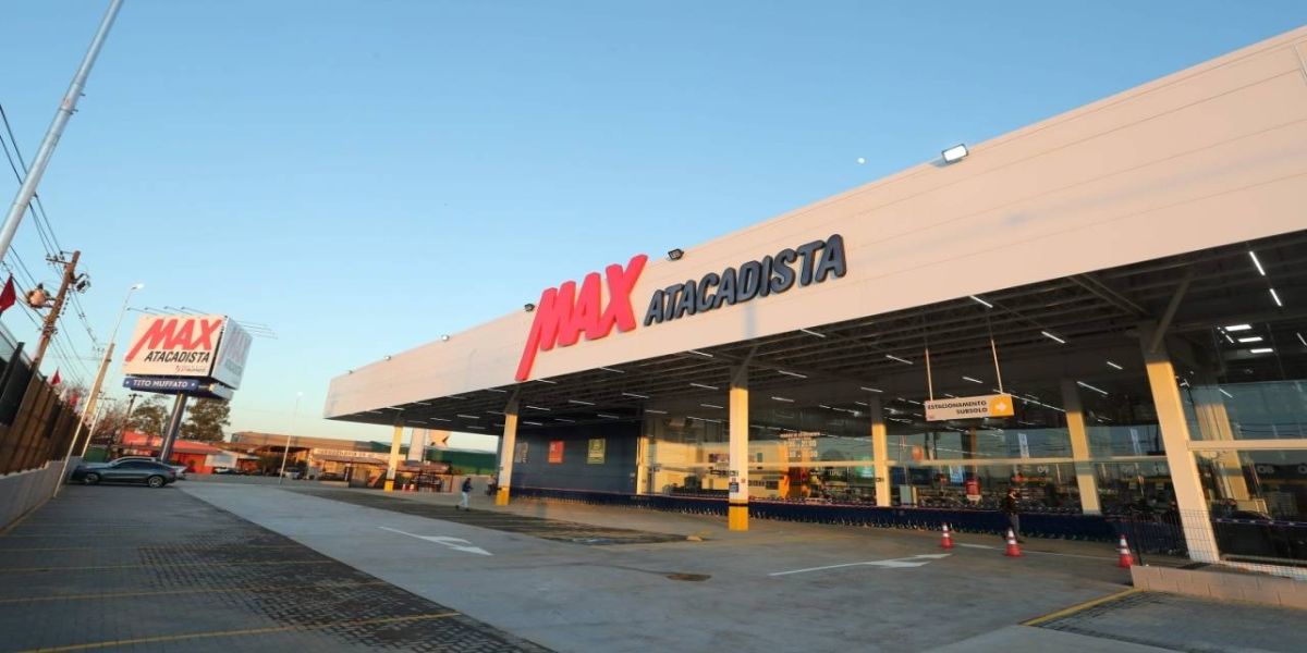 Grupo Muffato abre nova loja com geração de 300 empregos em Cascavel