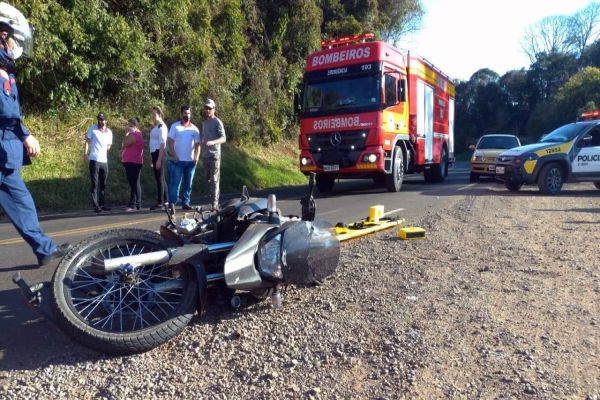 Casal sofre ferimentos graves após se envolver em colisão de trânsito na PR-158