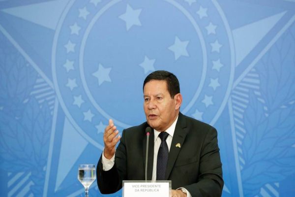 Mourão defende avanços nos sistemas de monitoramento da Amazônia