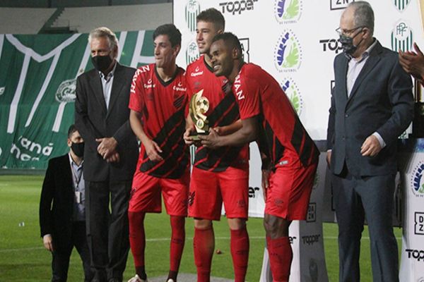 Athleticanos Nikão, Bissoli e Pedrinho dividiram artilharia do Paranaense 2020