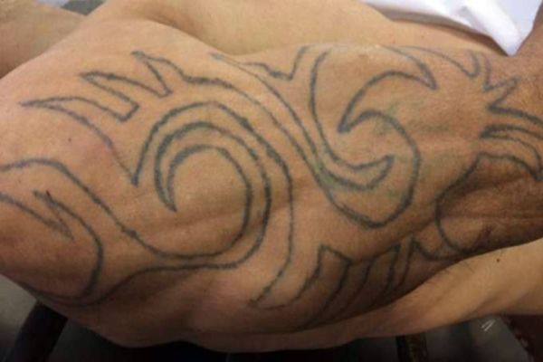 DH divulga fotos de tatuagem do homem morto em confronto com policial à paisana no Interlagos