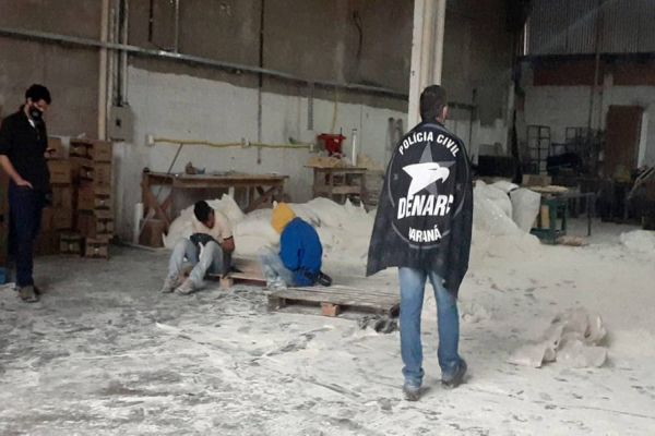 Seis pessoas são presas após ação integrada entre PF e Denarc no Bairro Universitário