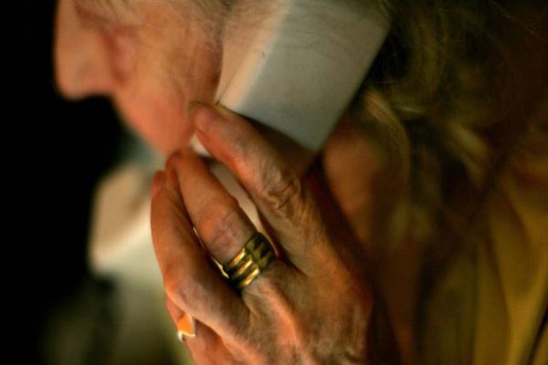 Instituições financeiras estão proibidas de ofertar via telefone, empréstimos a aposentados