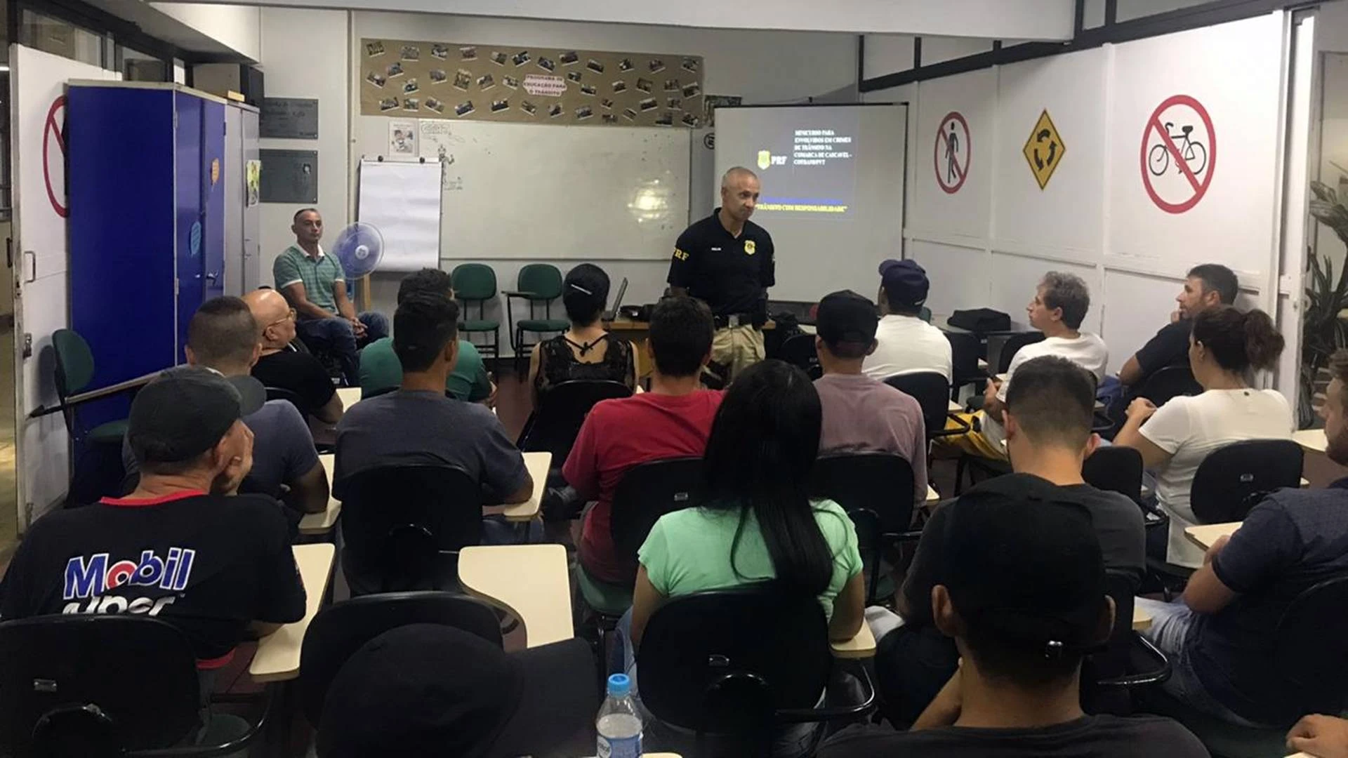 Foto relacionada a notícia: PVT Cascavel ministrará curso nacional de formação para instrutores de minicurso