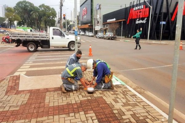 Cettrans/Transitar alerta para redobrar atenção em cruzamentos com semáforos afetados por raios