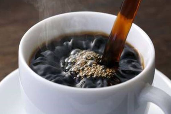 Homem se nega a fazer café e leva surra da esposa; caso parou na delegacia