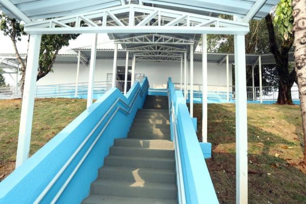 Prefeitura entrega obras da reforma da Escola Aníbal Lopes