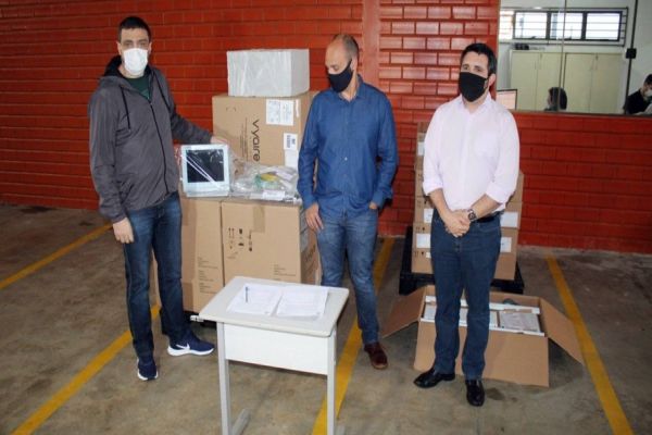 Ministério da Saúde entrega mais 10 respiradores ao Hospital Universitário de Cascavel