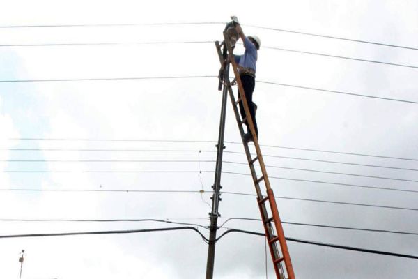 Sesop retoma troca de lâmpadas em vias públicas