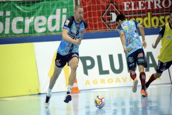 Cascavel Futsal estreia no paranaense fora de casa