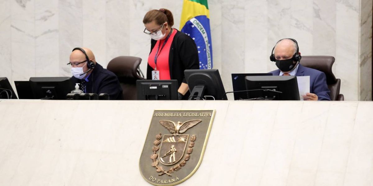 Projeto que cria o Programa Cartão Social avança na Assembleia