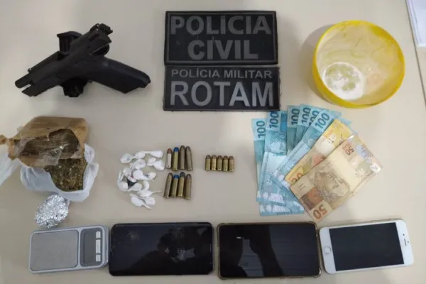 Foto relacionada a notícia: Policia Civil e Militar de Matelândia realizam Operação de combate ao Tráfico de Drogas