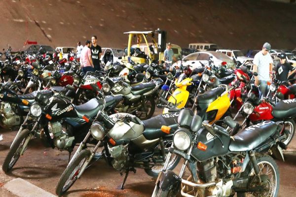 Cettrans suspende leilão; lances e visitação são mantidos para que a Transitar dê continuidade