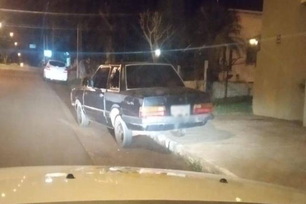 Del Rey ligado, 'cachaça na mente' e condutor detido após batida em muro de residência