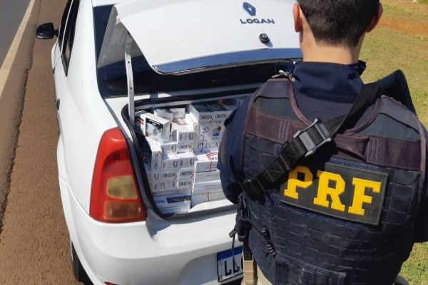 PRF apreende mais de R$ 600 mil em cigarros contrabandeados no Paraná