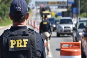 PRF registra 98 acidentes e quatro mortes durante a Operação Nossa Senhora Aparecida no Paraná
