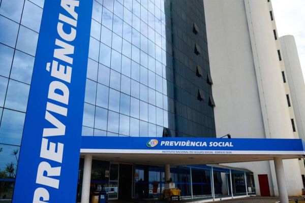 Apenas segurados agendados serão atendidos nas agências do INSS