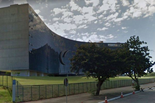 TST marca julgamento da greve dos funcionários dos Correios