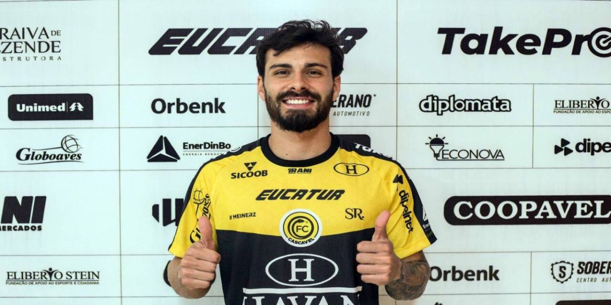 Serpente Aurinegra contrata lateral-direito cascavelense Raul Cardoso