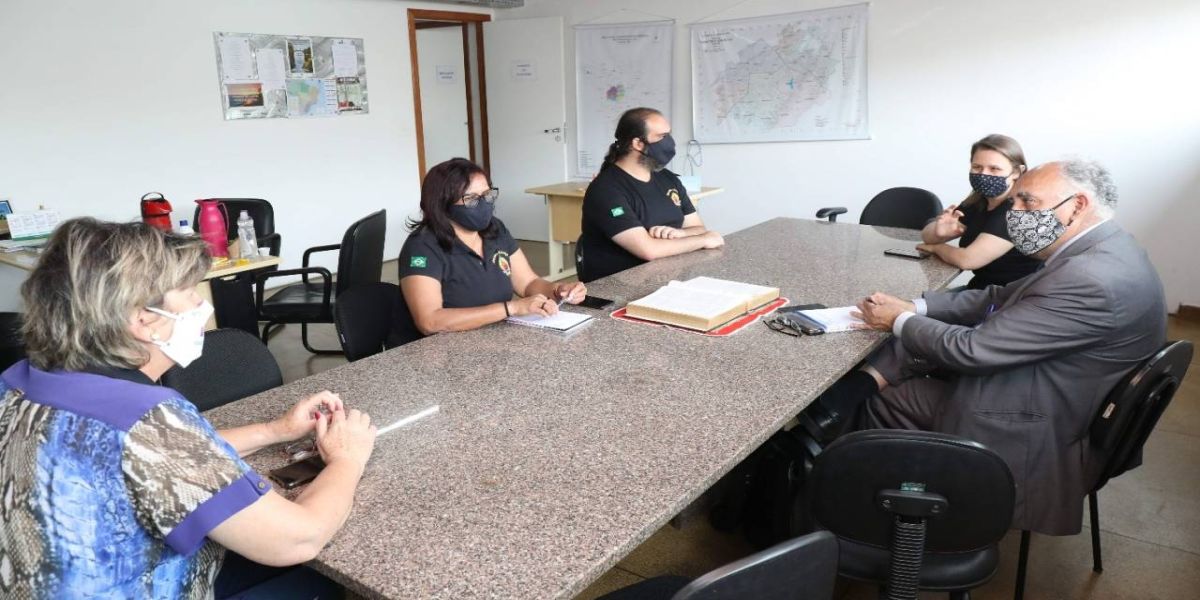 Assistência Social e Funai discutem ações aos indígenas