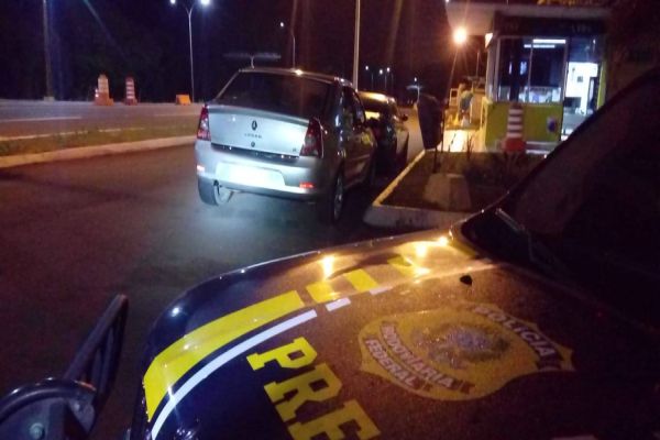 PRF apreende veículo com mais de R$ 230.000,00 em débitos na BR-277