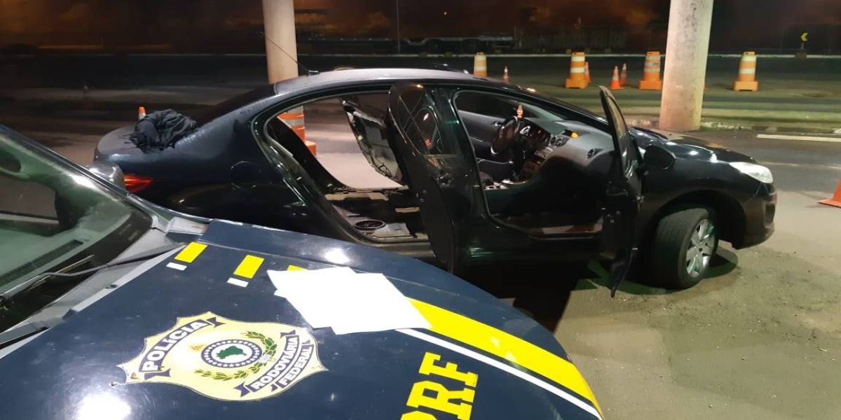 PRF apreende homem com 3 mandados de prisão em aberto na BR-163