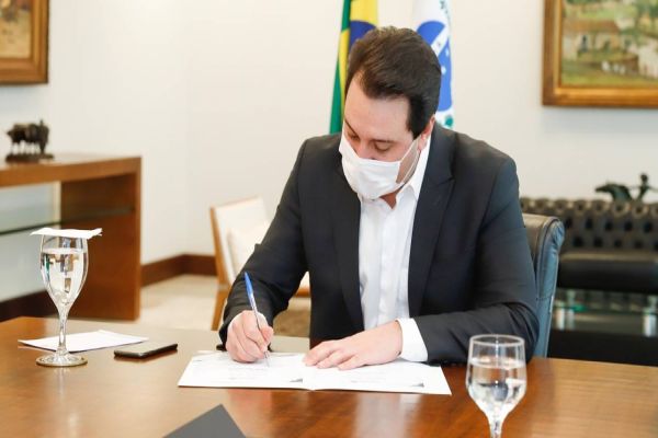 Governador sanciona lei do Cartão Futuro Emergencial