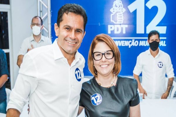 Eleições 2020: Pacheco e Samantha Sitnik registram candidaturas a prefeito e vice de Cascavel