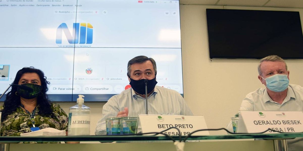Reunião discute ampliação da cobertura vacinal e combate à dengue
