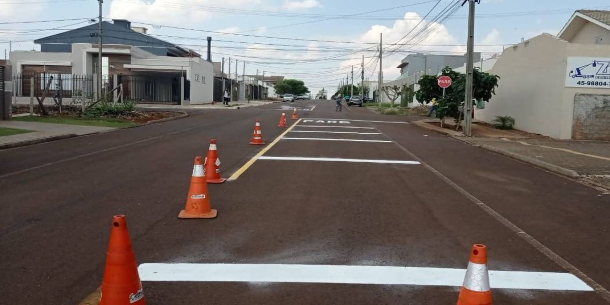 Trânsito: atenção para inversão de parada obrigatória no Loteamento Esmeralda
