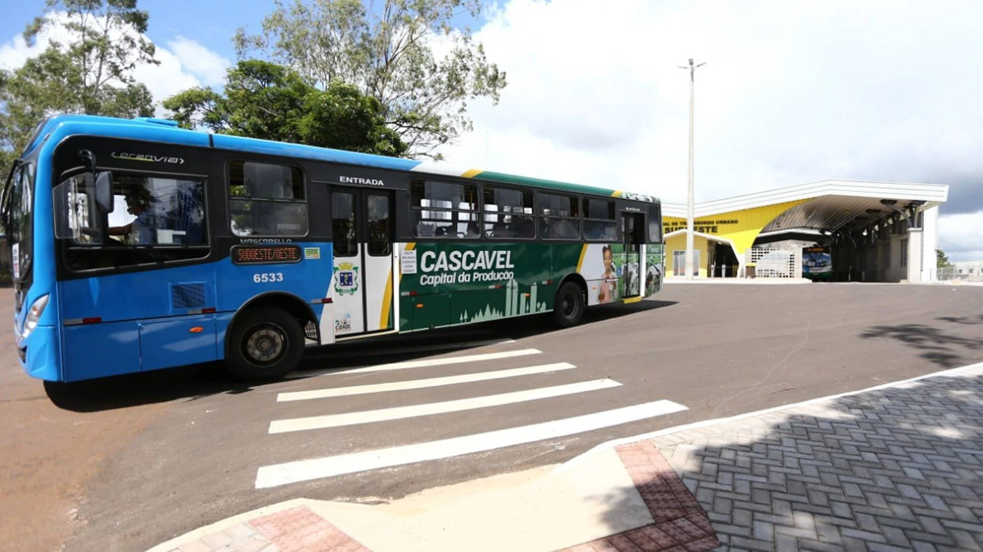Foto relacionada a notícia: Transporte Coletivo: Linha Santos Dumont e Lago Azul tem mudança de rota, a partir desta quinta (1)
