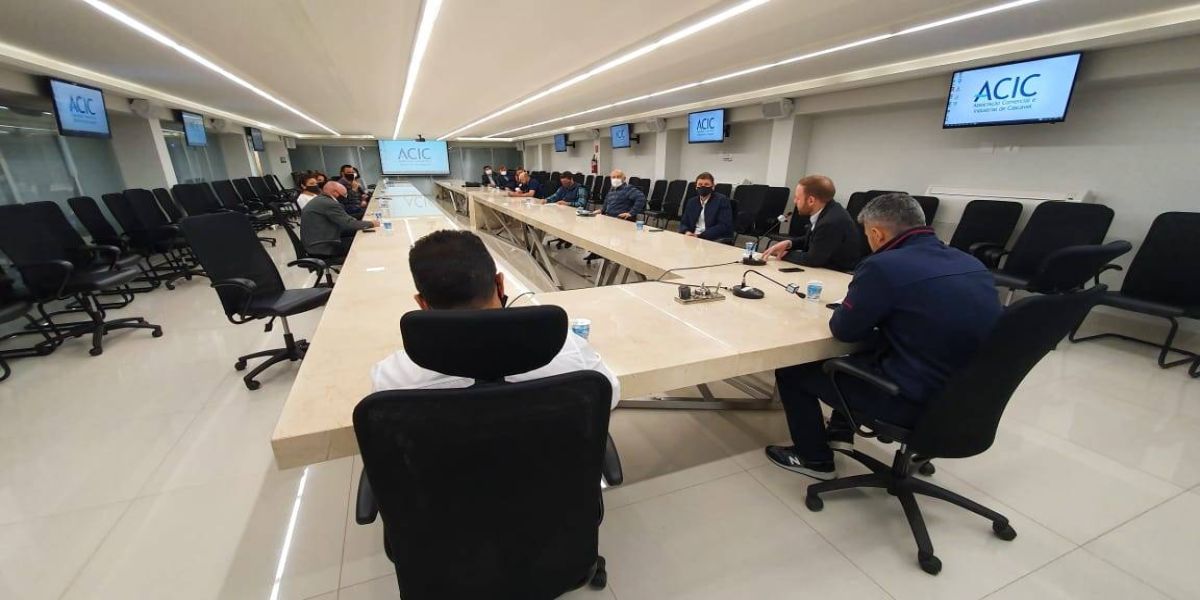 Área têxtil de Cascavel dialoga para fortalecer compras locais