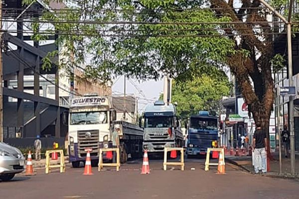 Atenção para interdição na Rua Paraná neste sábado e domingo (04)