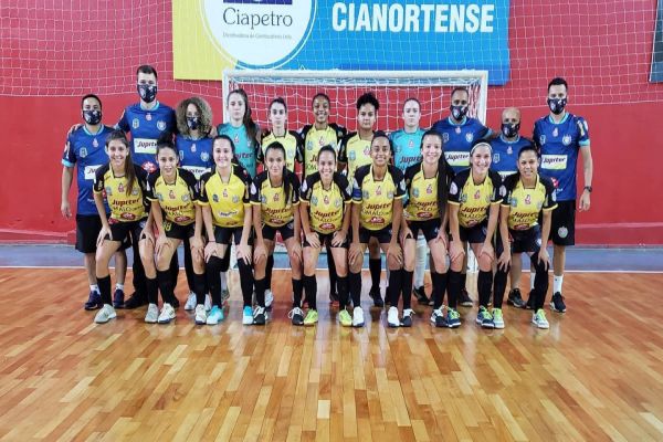 Cianorte Futsal vence de virada Stein Cascavel pelo Campeonato Paranaense