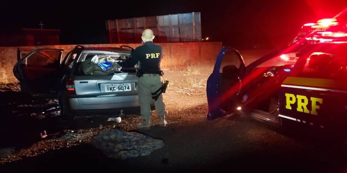 PRF apreende 11,7 Kg de maconha em Realeza