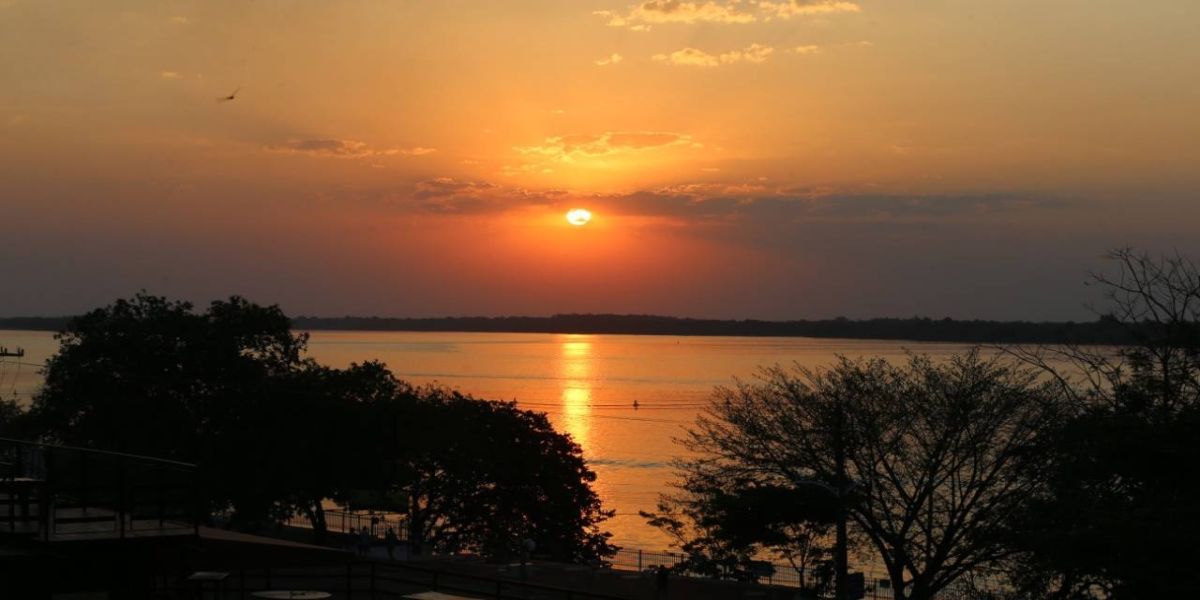 Calor faz produção de água bater recorde em todo o Estado