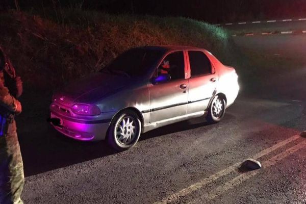 Homem é preso por contrabando com 3.600 unidades de essência de narguilé em Foz do Iguaçu