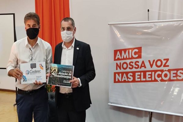 Candidato à reeleição, Leonaldo Paranhos é sabatinado no projeto “Nossa Voz nas Eleições”