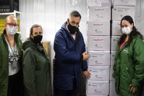 Paraná recebe 95 mil doses da vacina pentavalente