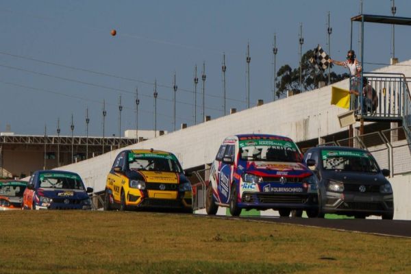 Turismo Nacional: Wanderson Freitas fecha o sábado com vitória