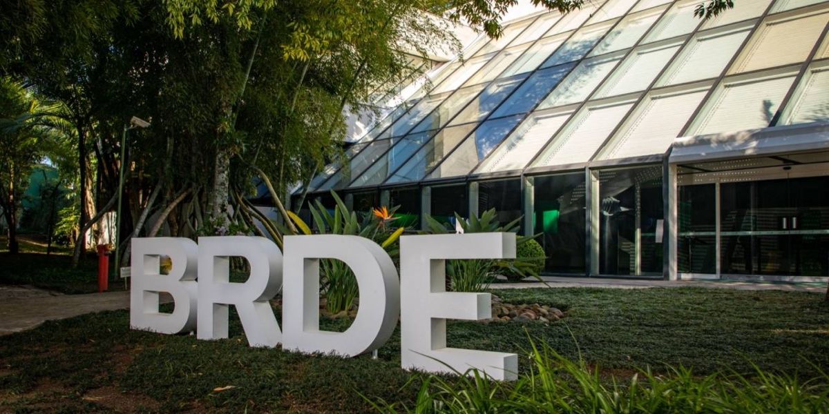 Com o Estado, BRDE estimula negócios inovadores no Paraná