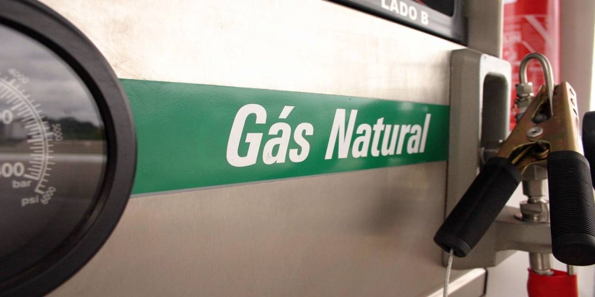 Gás natural mais barato eleva consumo de GNV no Paraná
