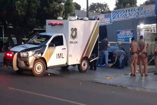 Imagem referente a notícia: Homem de 35 anos morre baleado no Bairro Santa Felicidade