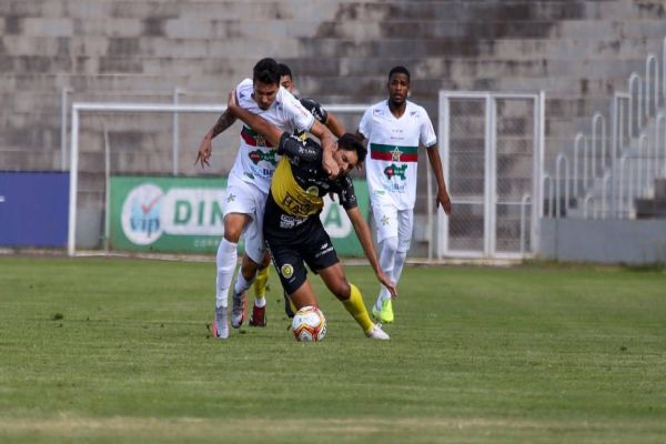 FC Cascavel conquista terceira vitória e segue para a fase mata-mata do Brasileirão