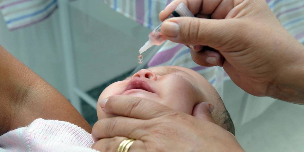 Saúde reforça a importância da vacinação contra a poliomielite